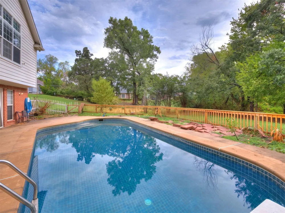 239 Woodview Lane Sapulpa, OK 74066