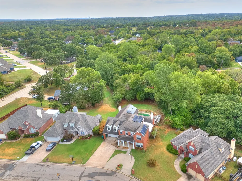 239 Woodview Lane Sapulpa, OK 74066