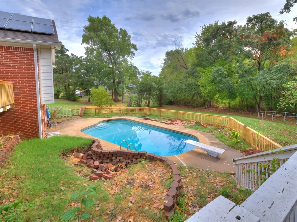 239 Woodview Lane Sapulpa, OK 74066