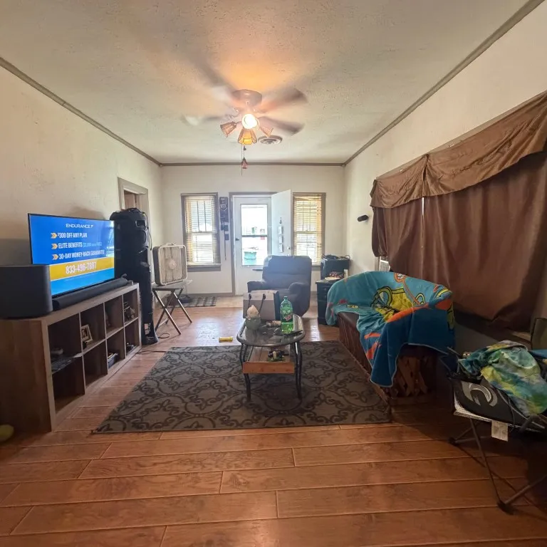 2134 Fredonia Street Muskogee, OK 74403