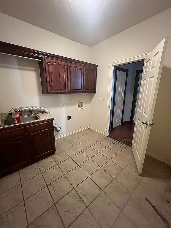 7826 E 100th Street Tulsa, OK 74133