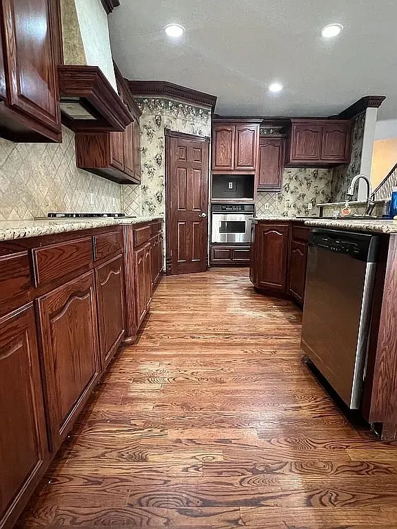 7826 E 100th Street Tulsa, OK 74133
