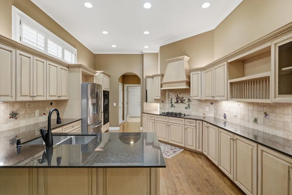 6209 W South Park Street Broken Arrow, OK 74011