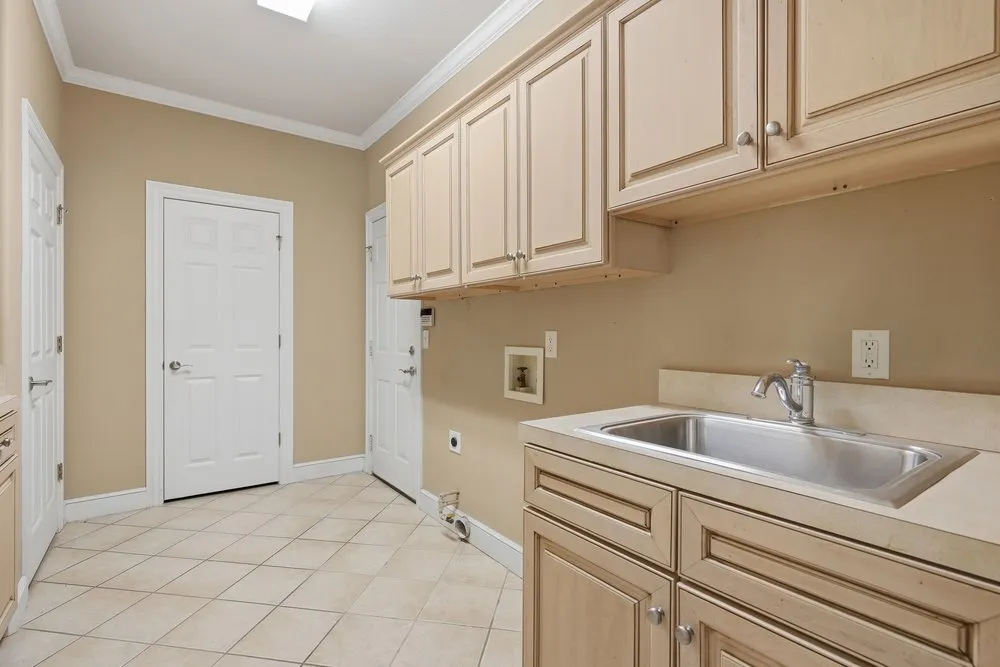 6209 W South Park Street Broken Arrow, OK 74011