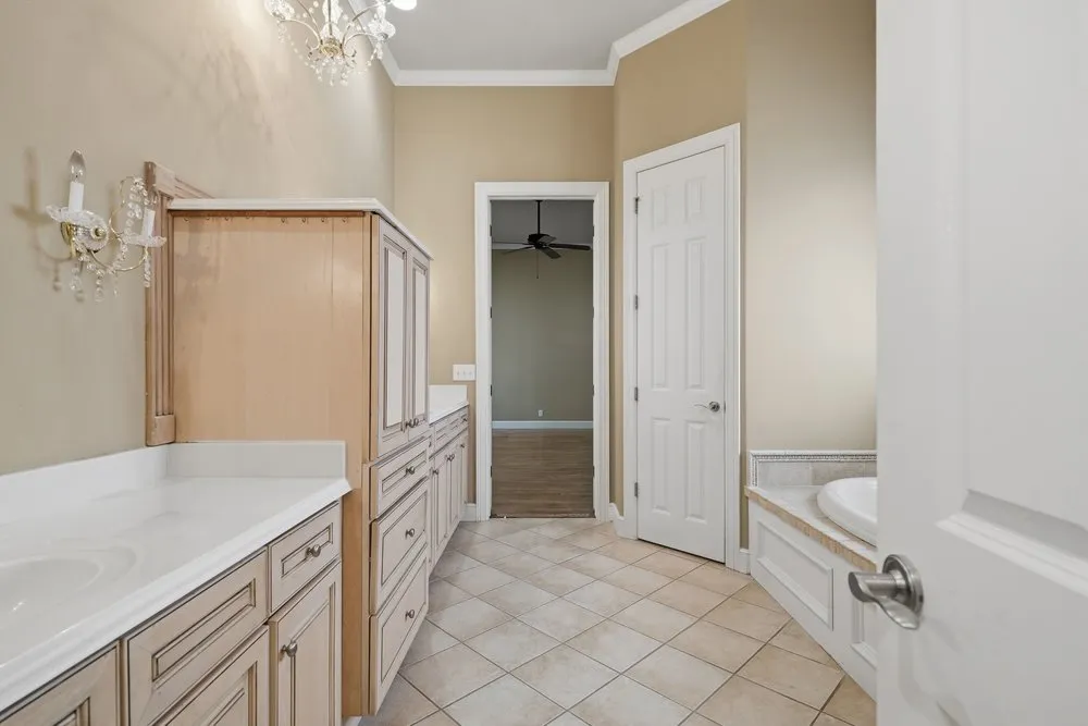 6209 W South Park Street Broken Arrow, OK 74011