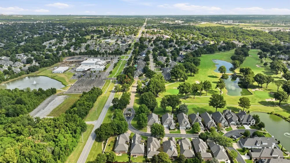 6209 W South Park Street Broken Arrow, OK 74011