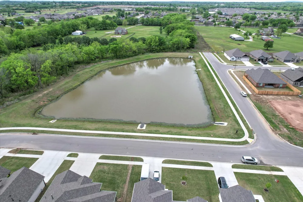 10847 S 278th EastAvenue Coweta, OK 74429