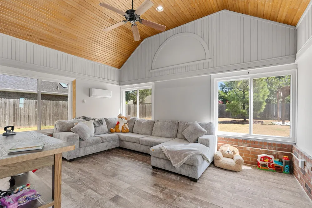 2624 Montrose Drive Bartlesville, OK 74006