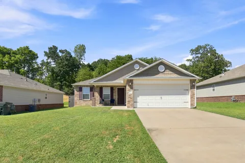 1365 Panther Lane