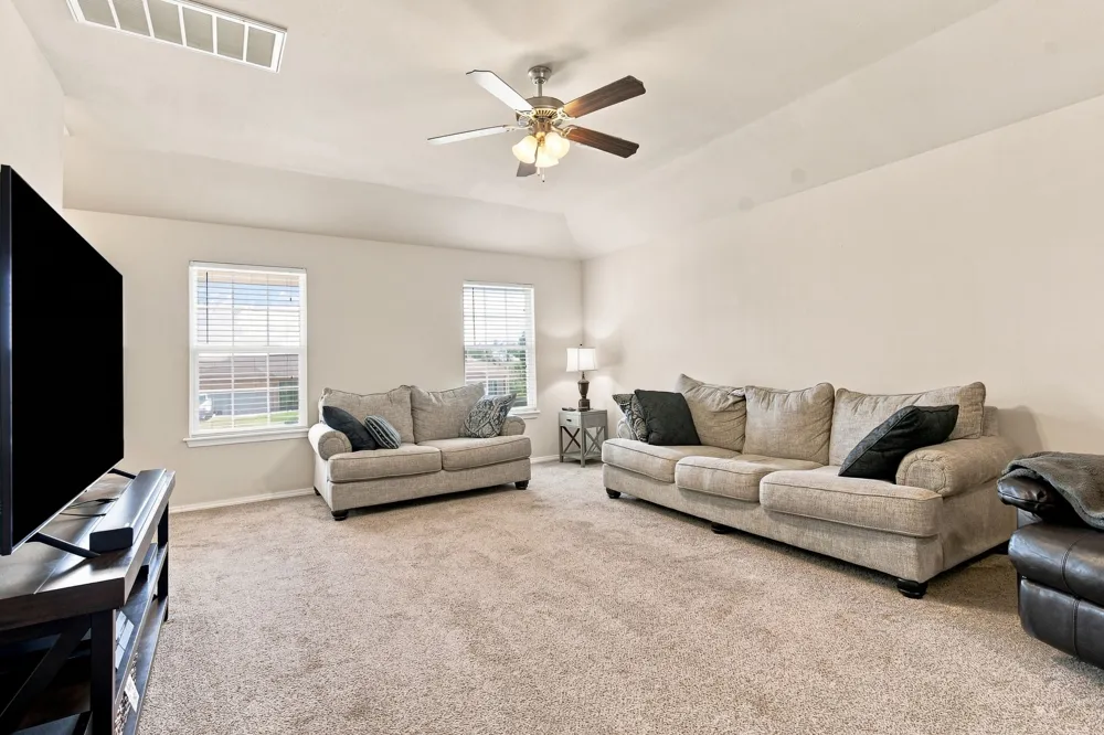 1365 Panther Lane Sapulpa, OK 74066