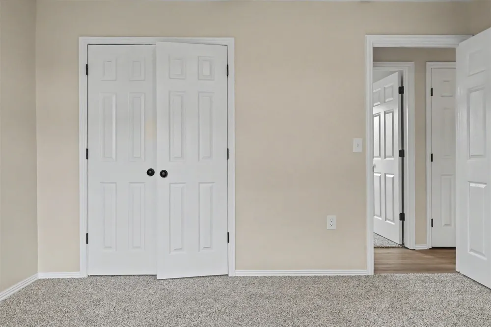1915 S Lenapah Avenue Skiatook, OK 74070
