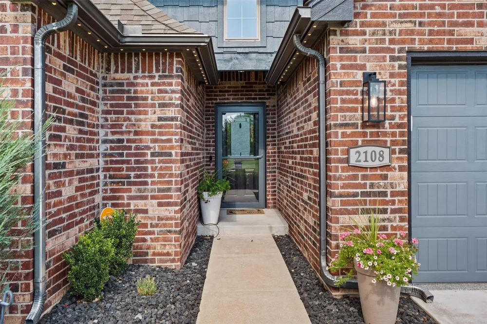 2108 Lester Avenue Bartlesville, OK 74006