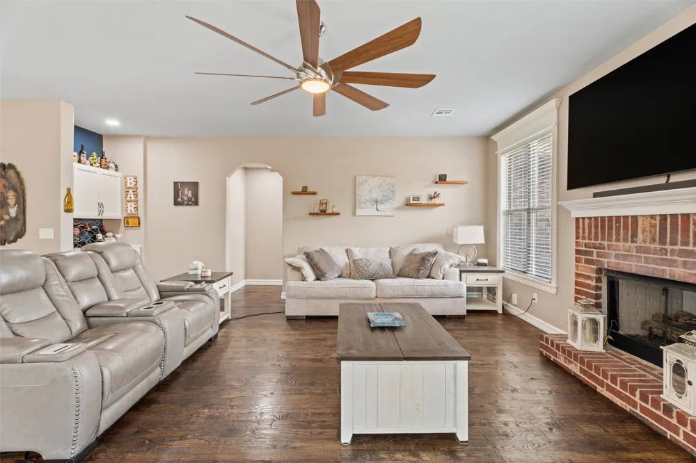 2108 Lester Avenue Bartlesville, OK 74006