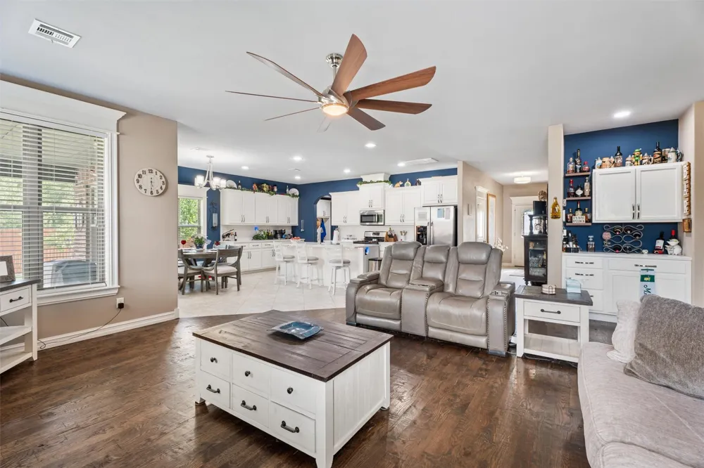 2108 Lester Avenue Bartlesville, OK 74006