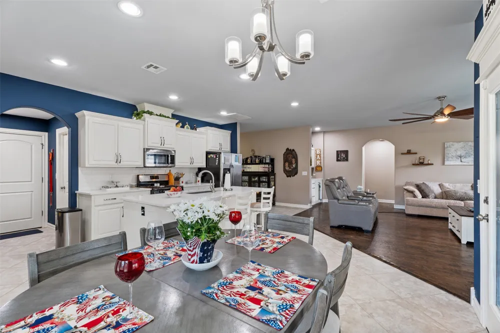 2108 Lester Avenue Bartlesville, OK 74006