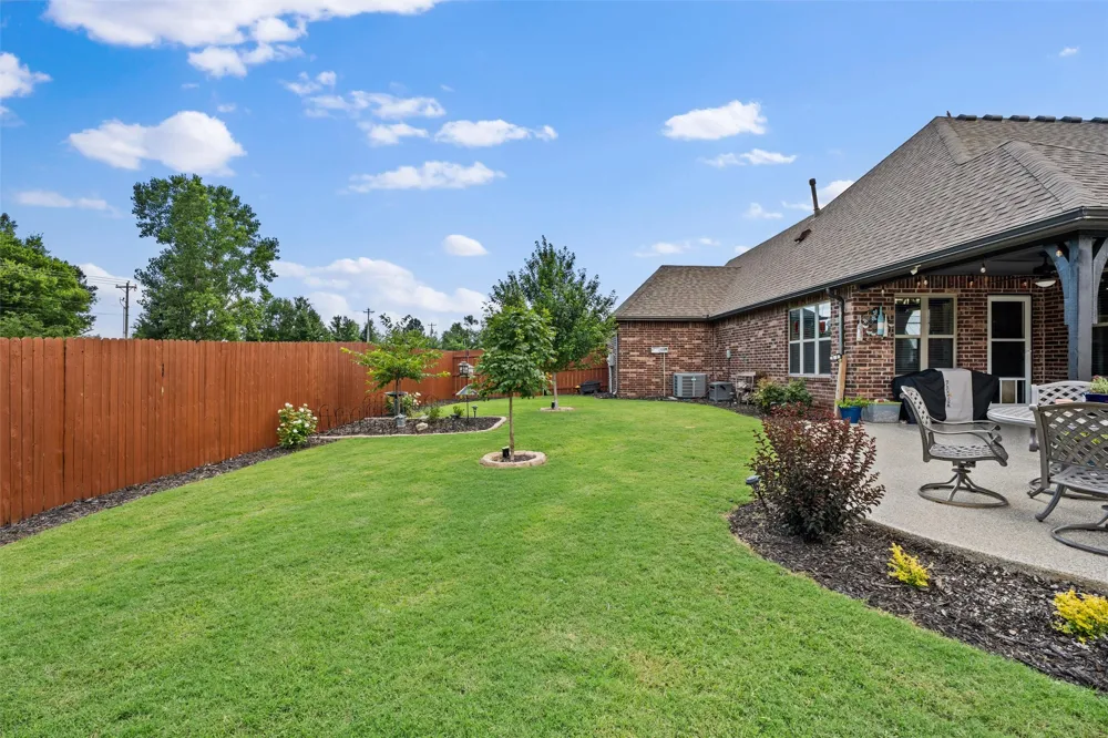 2108 Lester Avenue Bartlesville, OK 74006