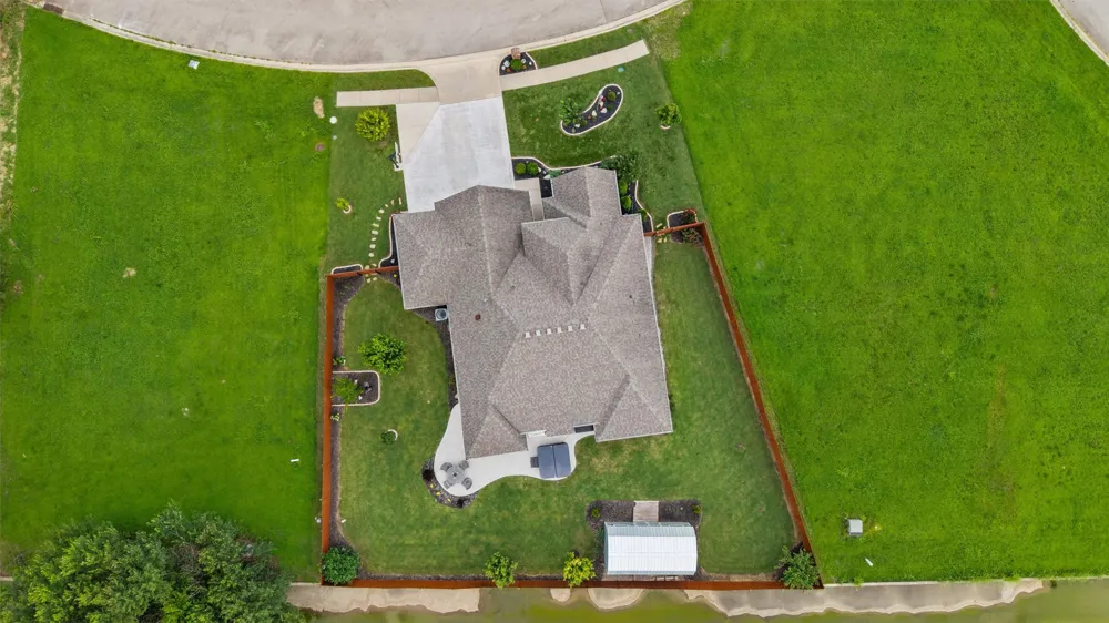 2108 Lester Avenue Bartlesville, OK 74006