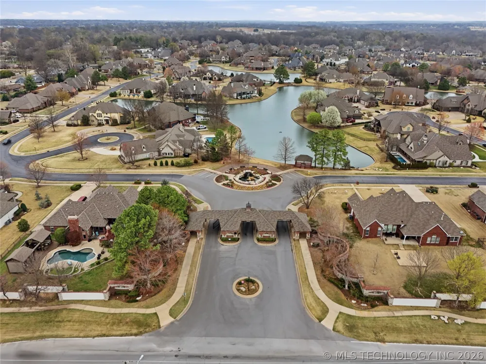 647 E Huntsville Place Broken Arrow, OK 74011