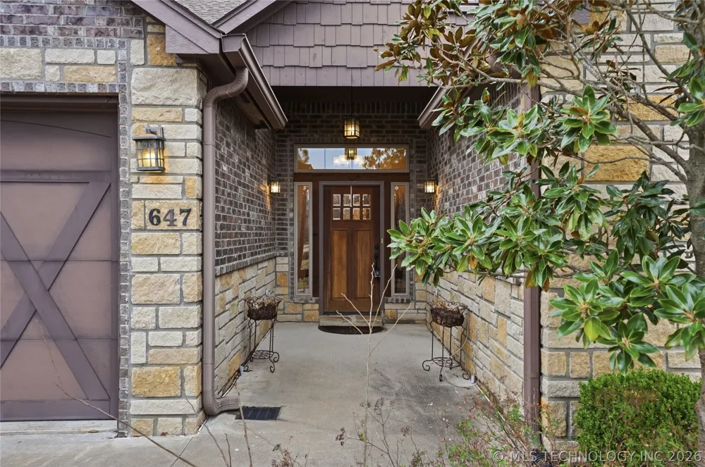 647 E Huntsville Place Broken Arrow, OK 74011