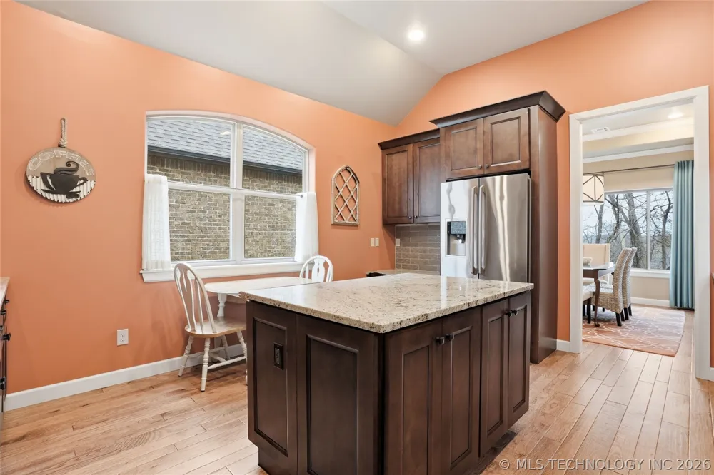 647 E Huntsville Place Broken Arrow, OK 74011