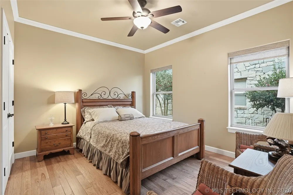 647 E Huntsville Place Broken Arrow, OK 74011