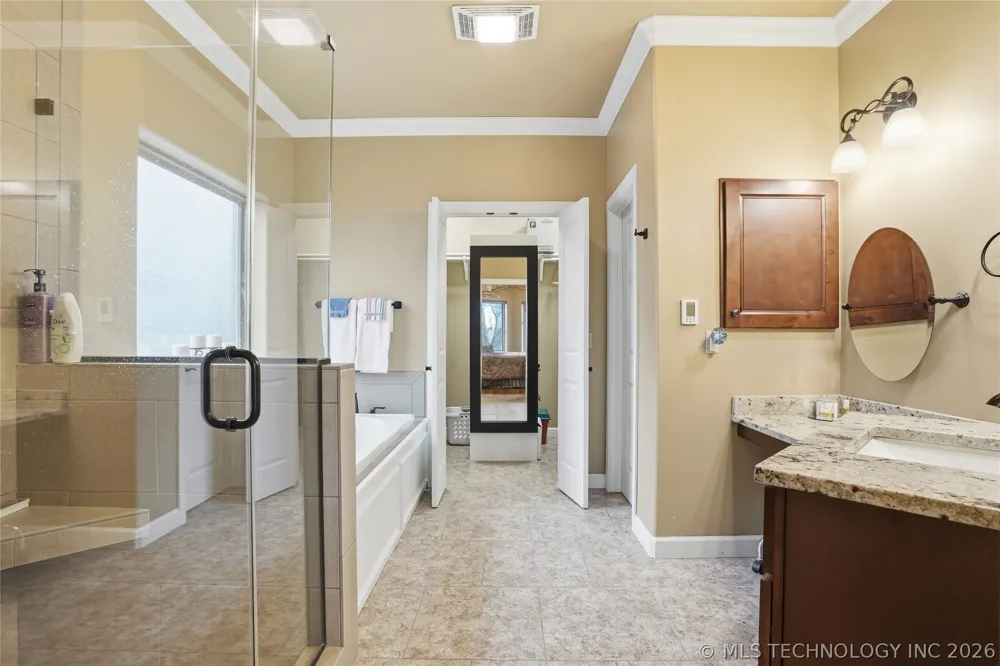 647 E Huntsville Place Broken Arrow, OK 74011