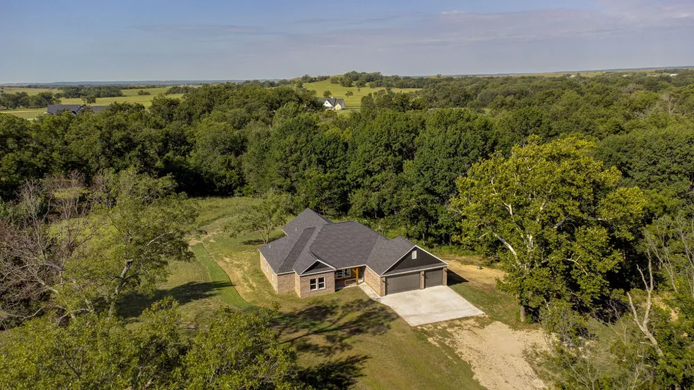 30063 3996 DRIVE Ramona, OK 74061