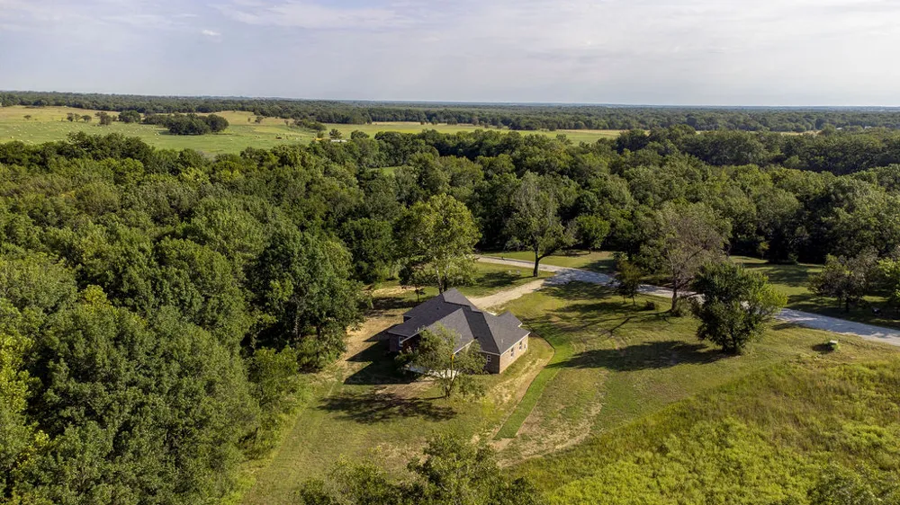 30063 3996 DRIVE Ramona, OK 74061