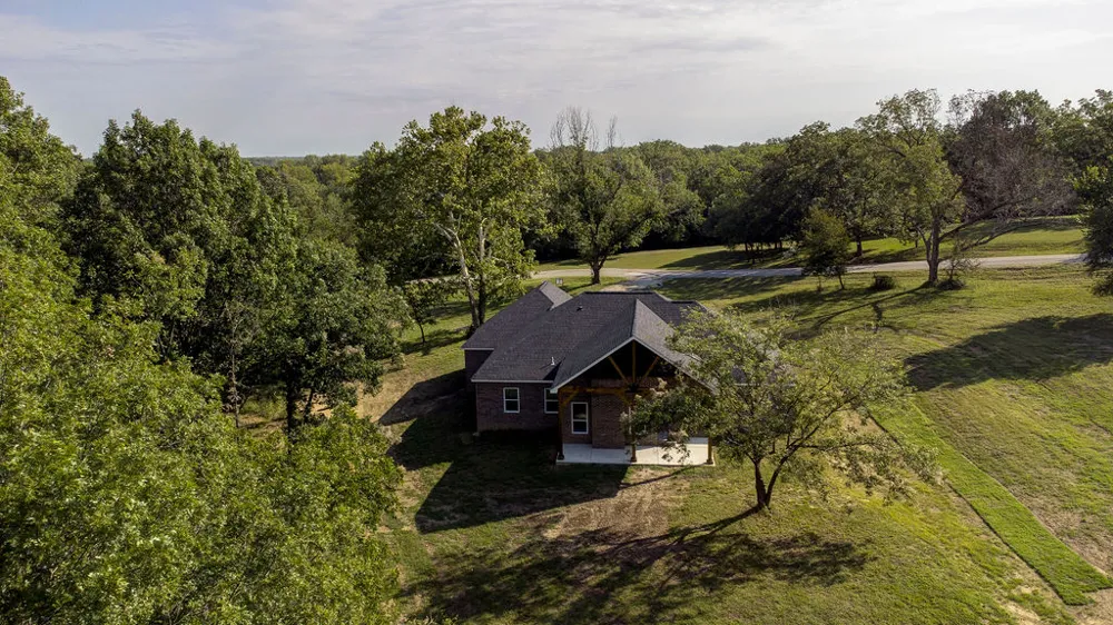 30063 3996 DRIVE Ramona, OK 74061