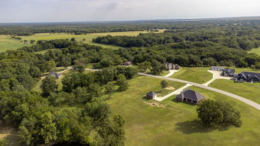 30063 3996 DRIVE Ramona, OK 74061