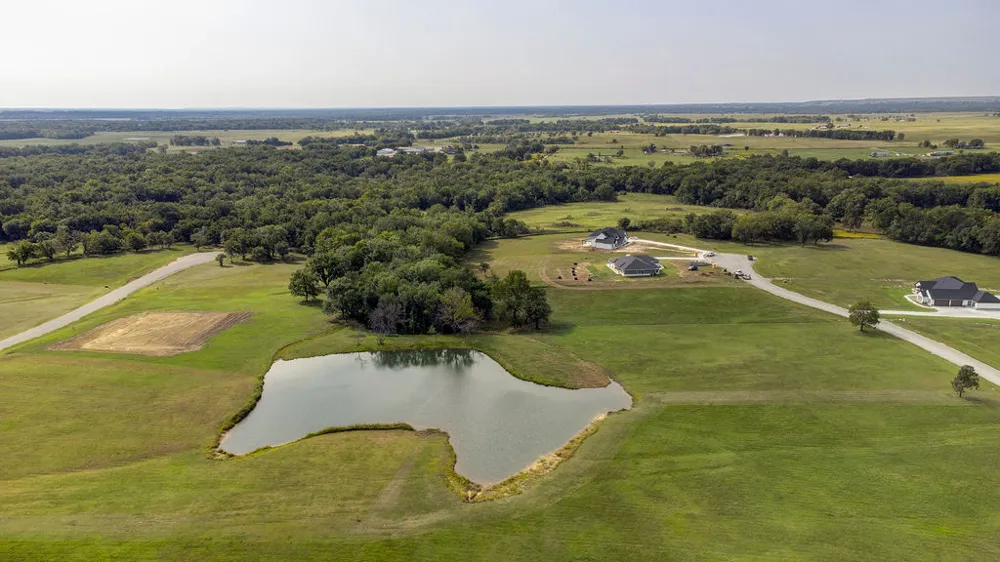 30063 3996 DRIVE Ramona, OK 74061