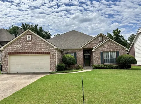 4930 E 88th Place