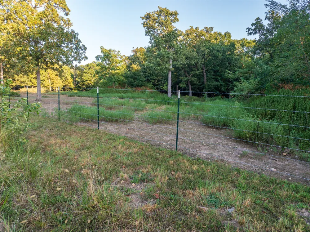 2 4450 ROAD Locust Grove, OK 74352