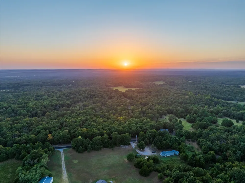 2 4450 ROAD Locust Grove, OK 74352