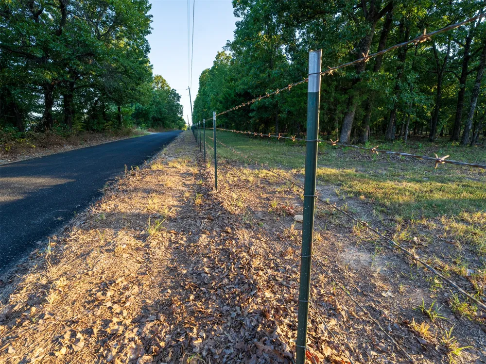 2 4450 ROAD Locust Grove, OK 74352