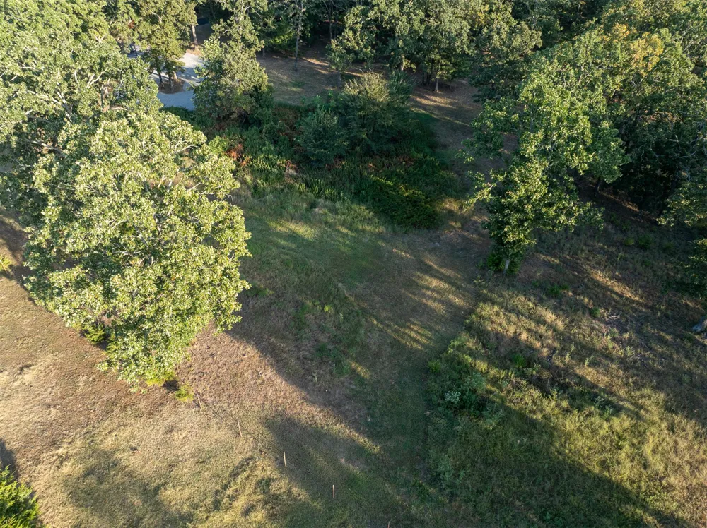 2 4450 ROAD Locust Grove, OK 74352