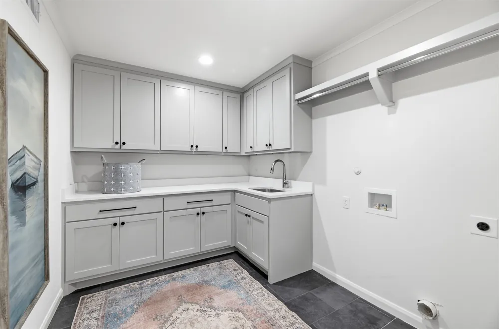 2427 E 72nd Street #5-C-2 Tulsa, OK 74136