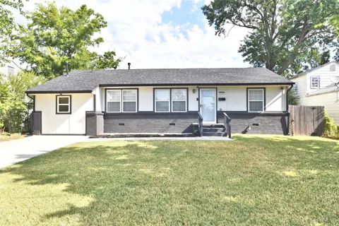 2401 W 49th Street