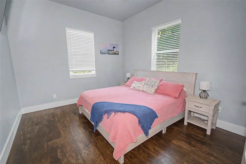 232 Oak Hollow Road Eufaula, OK 74432