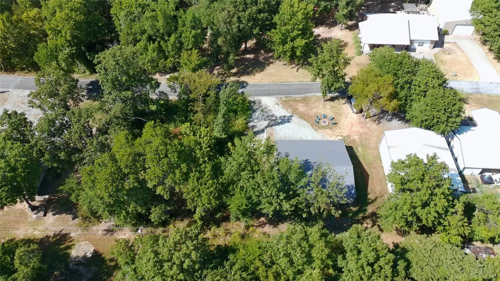 232 Oak Hollow Road Eufaula, OK 74432