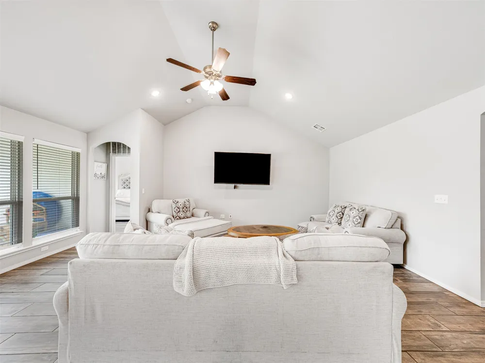 6712 S 17th Street Broken Arrow, OK 74011
