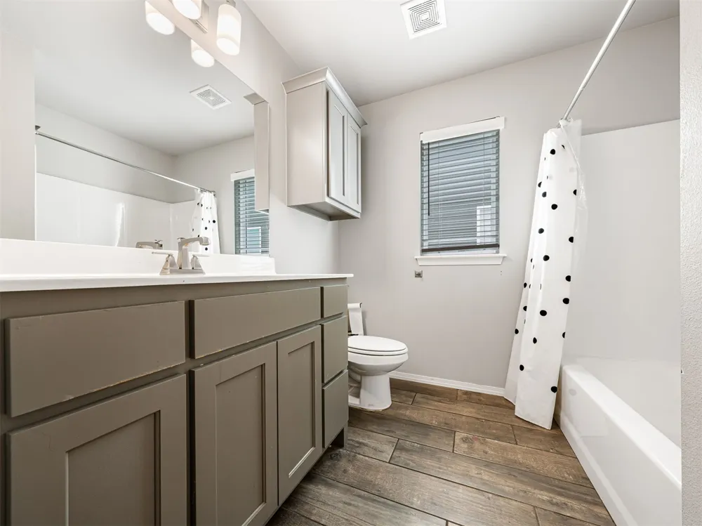 6712 S 17th Street Broken Arrow, OK 74011