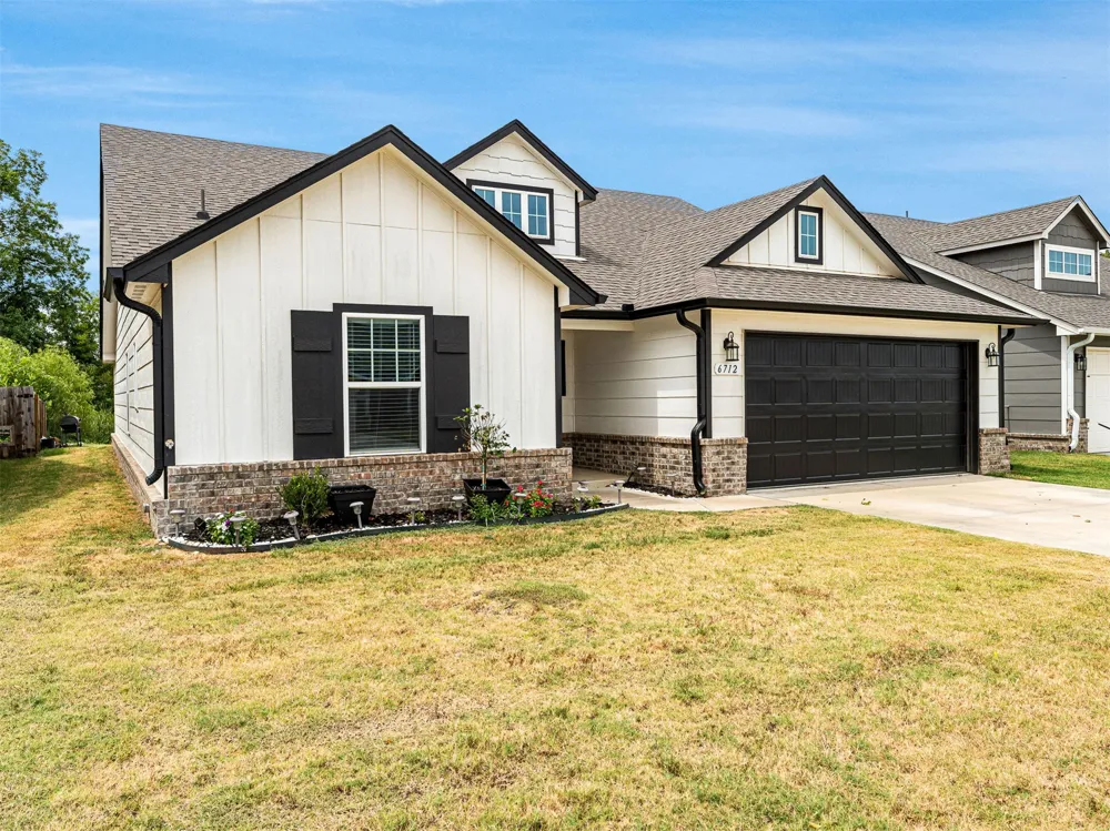 6712 S 17th Street Broken Arrow, OK 74011