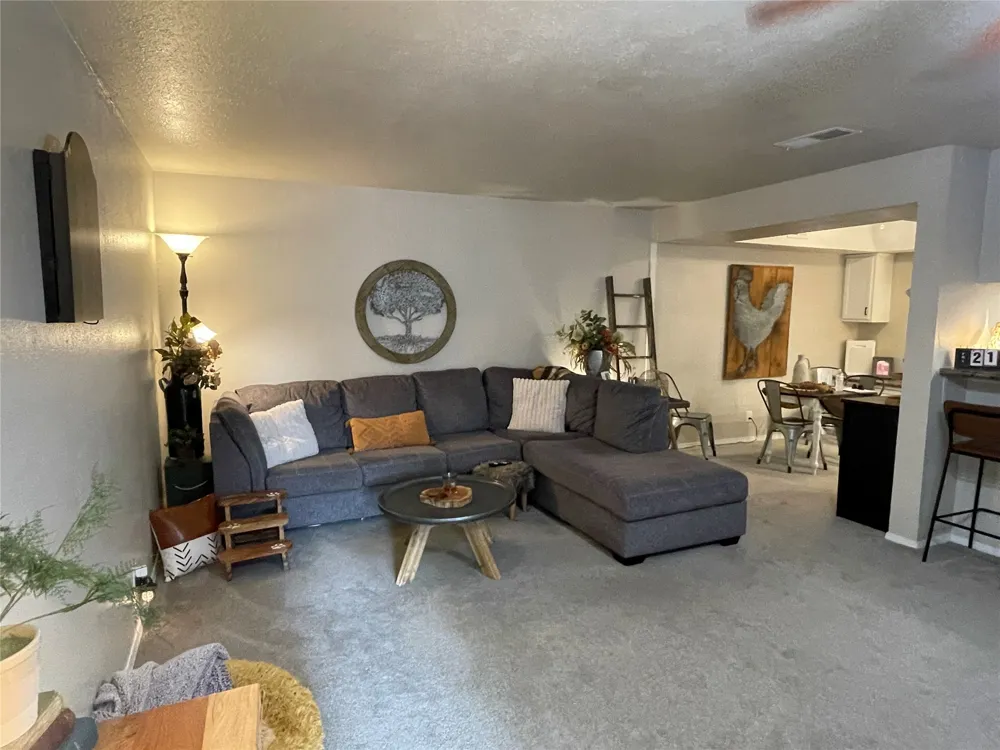 6510 S Memorial Drive #17D Tulsa, OK 74133