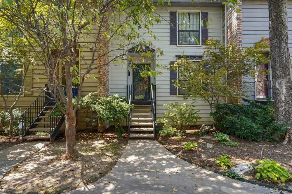 1736 S Cheyenne Avenue #20 Tulsa, OK 74119