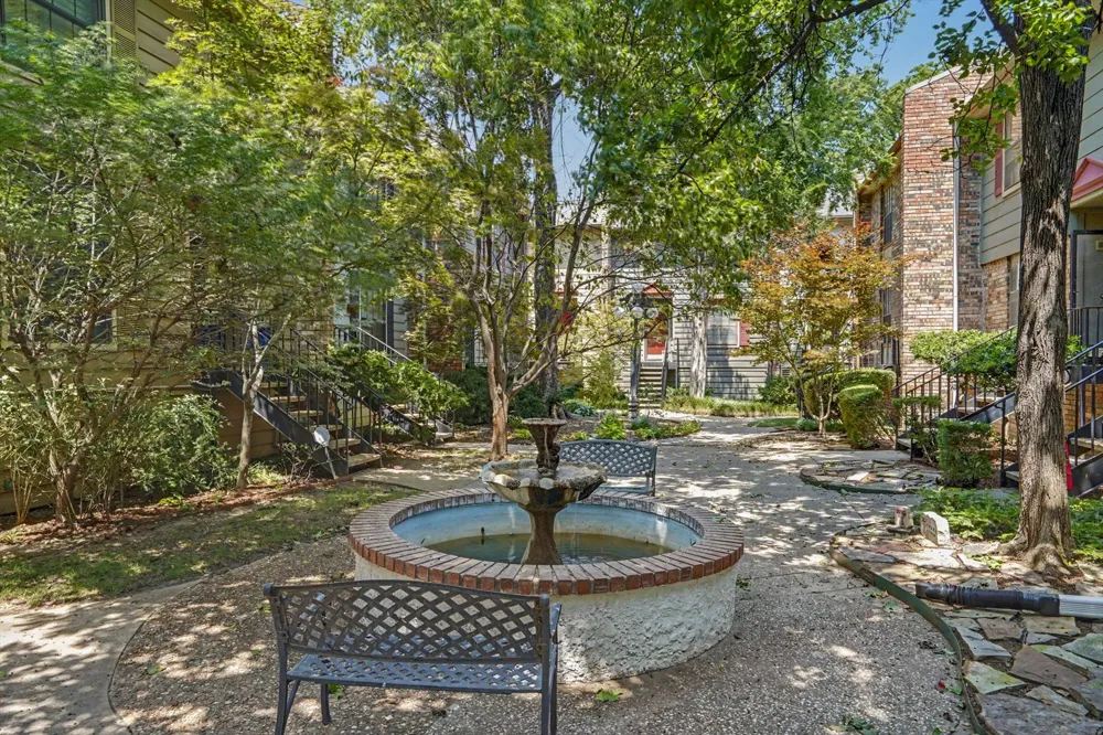 1736 S Cheyenne Avenue #20 Tulsa, OK 74119