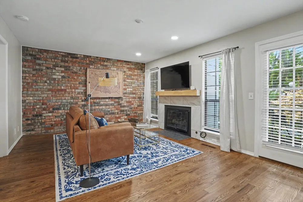 1736 S Cheyenne Avenue #20 Tulsa, OK 74119