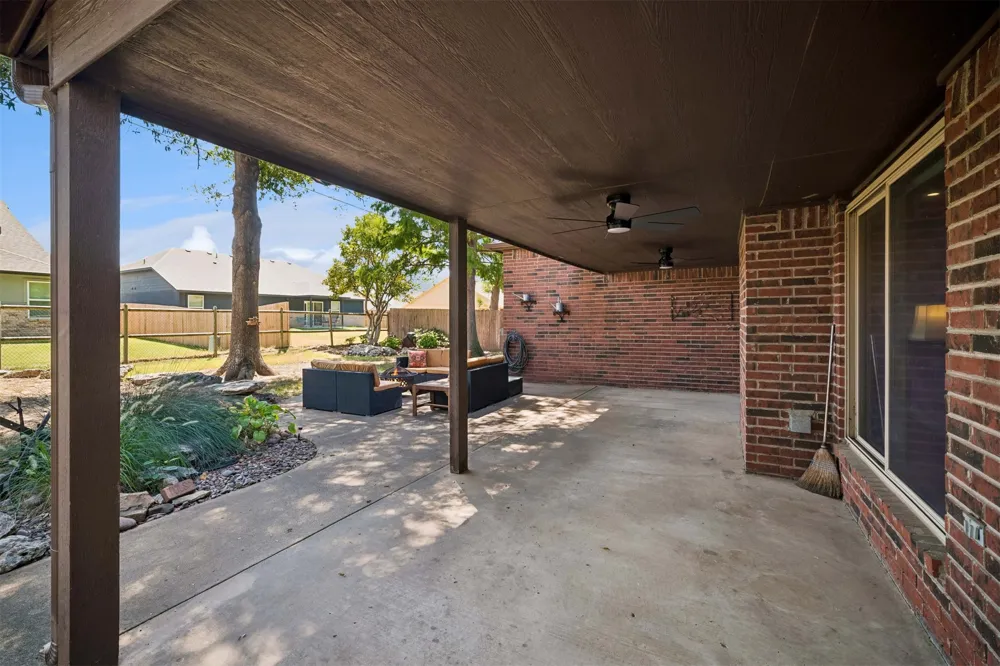 3705 W Canton Street Broken Arrow, OK 74012