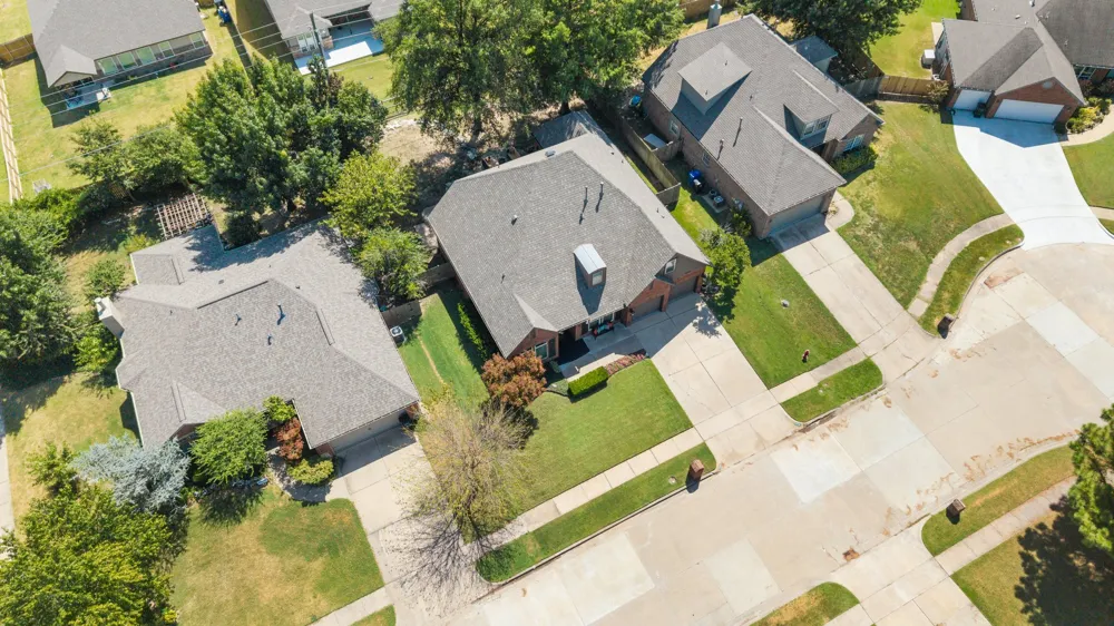 3705 W Canton Street Broken Arrow, OK 74012