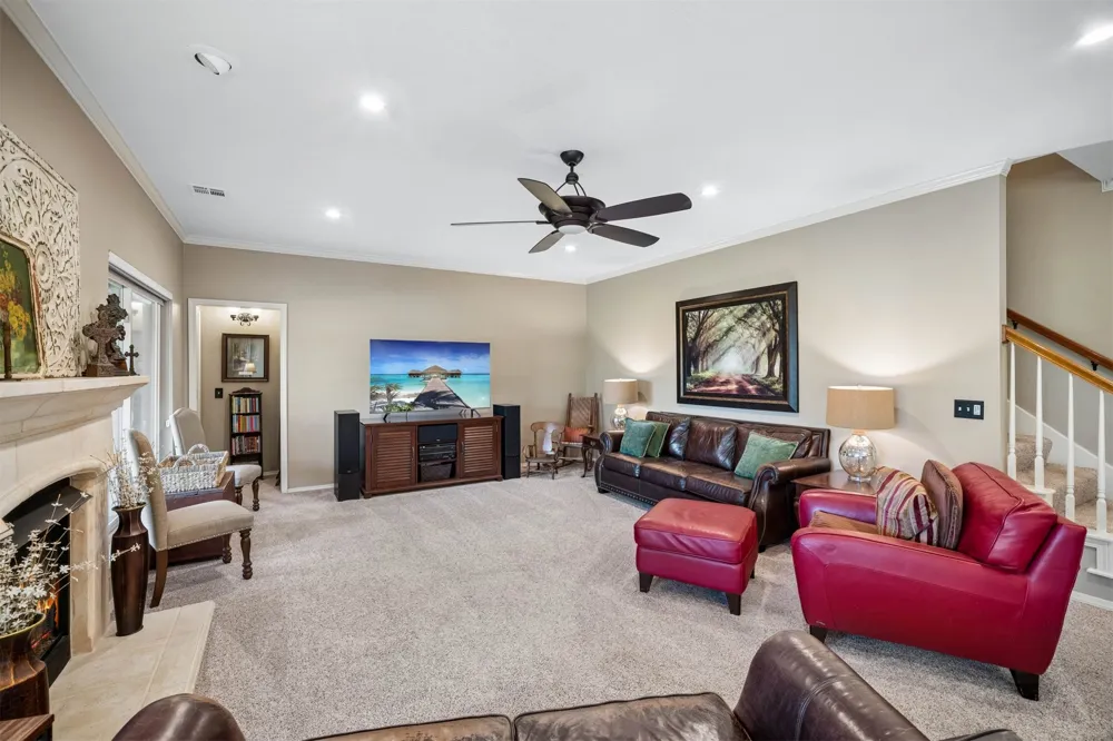 3705 W Canton Street Broken Arrow, OK 74012